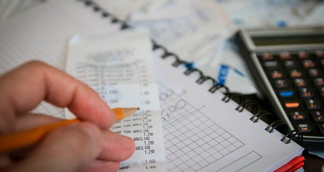 Omgaan met de wettelijk verplichte vermelding ingehouden winst