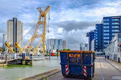 Bemiddelaar moet aanbrengfee van €150.000 betalen