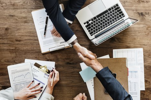 Franchisegever aansprakelijk voor schade wegens frustreren start nieuwe franchisevestiging